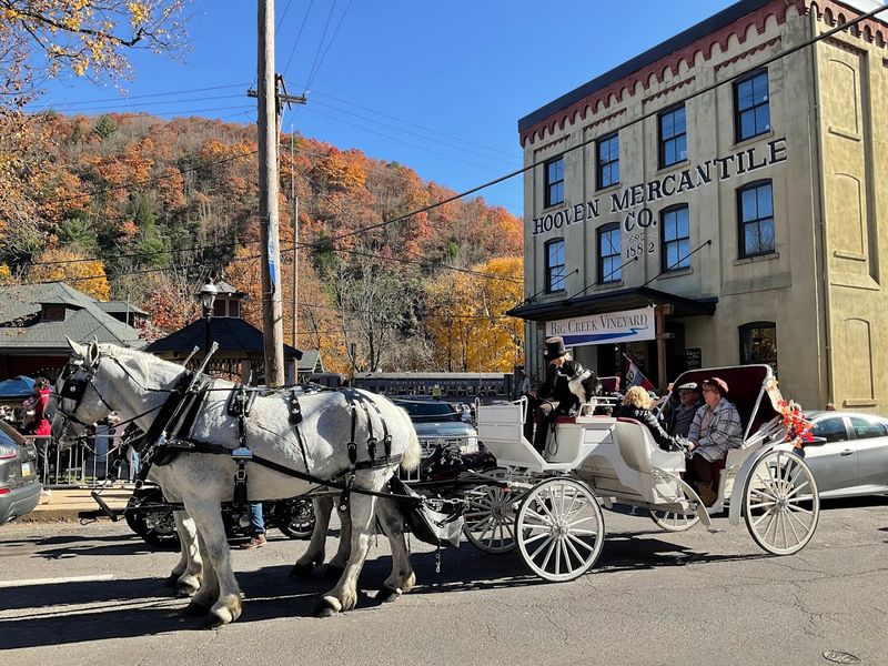 Fall Foliage Season in Jim Thorpe Fall Foliage Season in Jim Thorpe