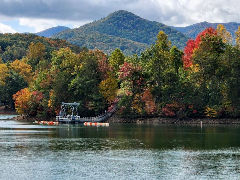 Fall Foliage That Rivals Vermont Without the Price Tag