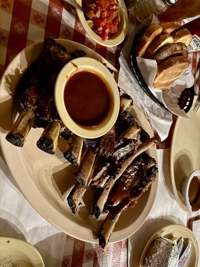 Fall-Off-The-Bone Beef Ribs That Steal The Show