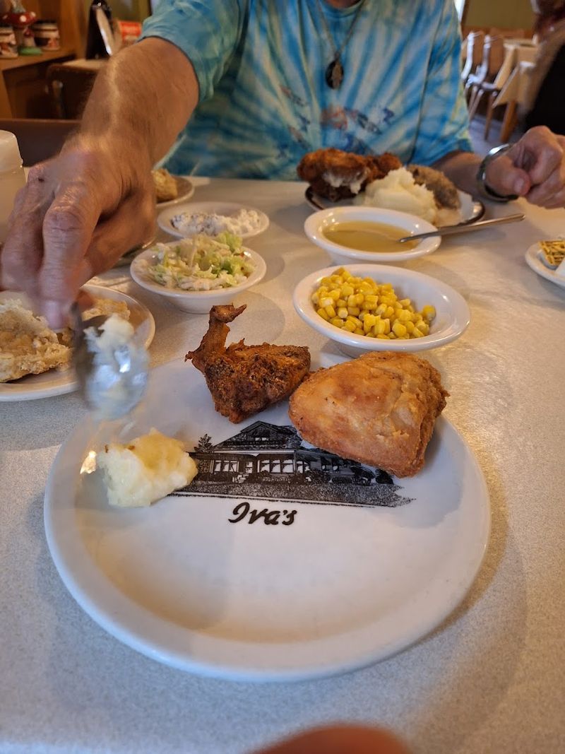 Family-Style Dining Done the Old-Fashioned Way