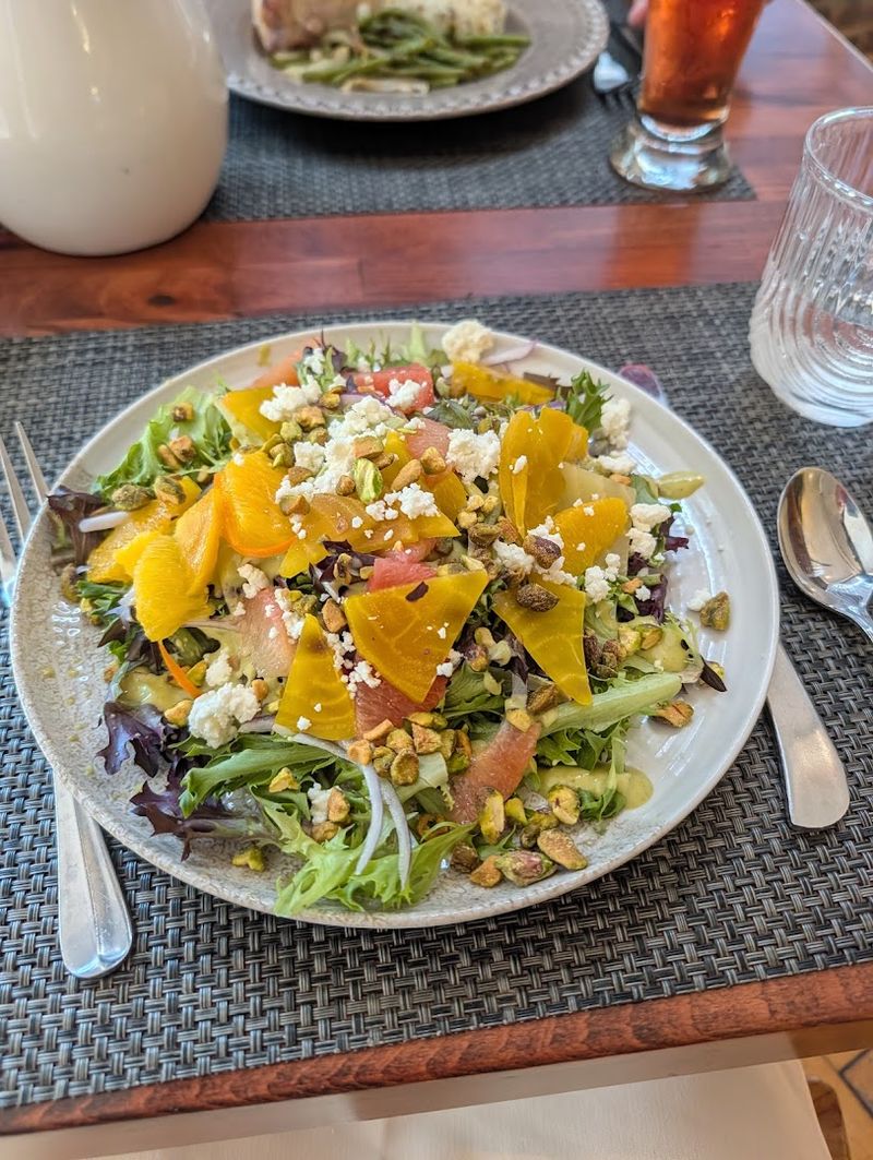 Farm-to-Table Freshness That Actually Tastes Like It Farm-to-Table Freshness That Actually Tastes Like It