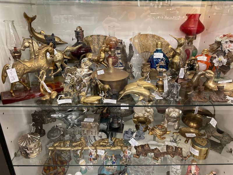 Figurines, Knick-Knacks, and Quirky Collectibles Figurines, Knick-Knacks, and Quirky Collectibles