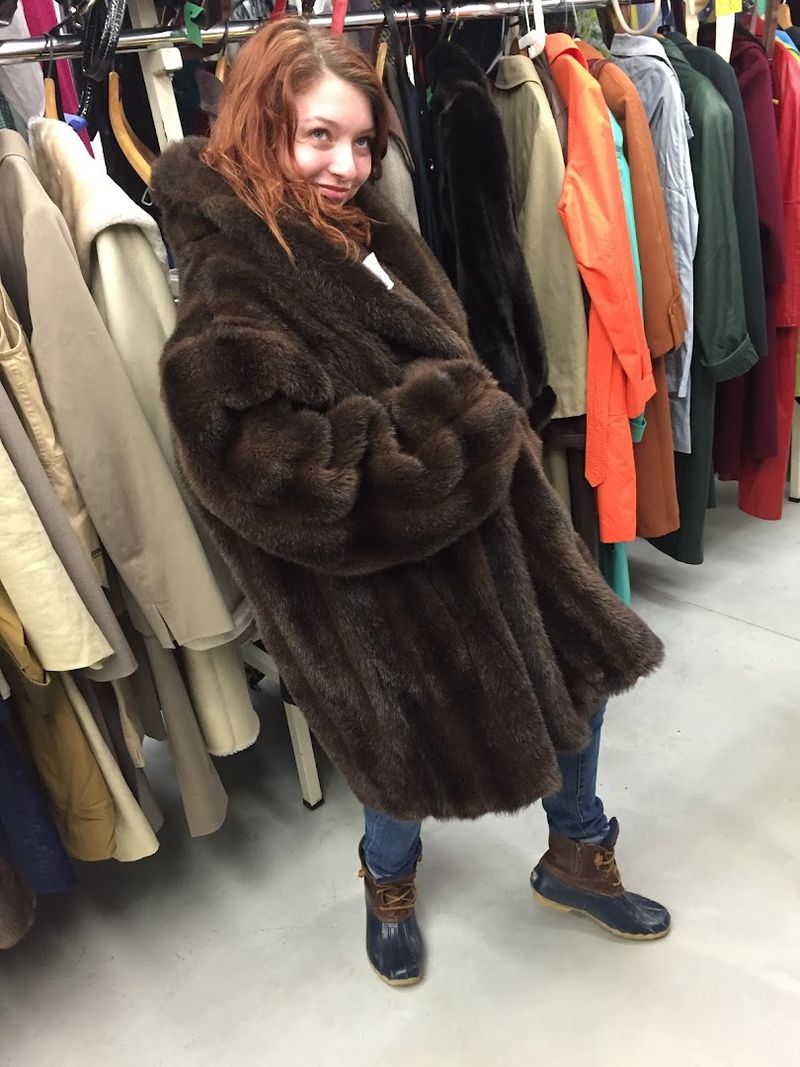 Fitting Rooms That Help You Shop Smarter and Avoid Regret