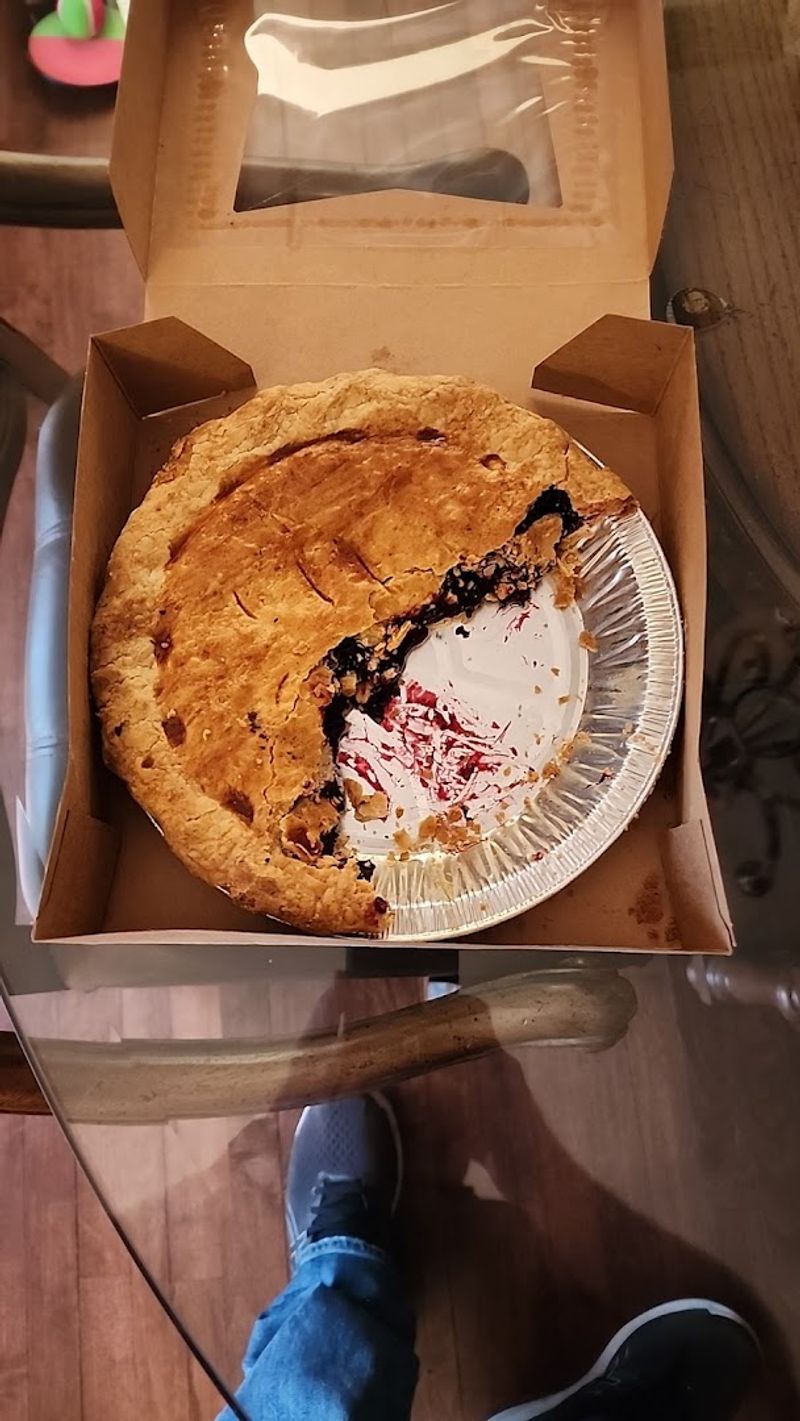 Flaky, Buttery Crust Worth the Drive Alone