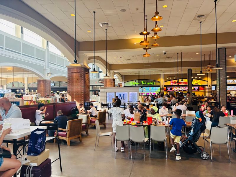 Food Options That Fuel a Full Day of Shopping