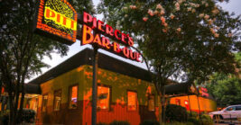 For More Than Five Decades, This Virginia BBQ Spot Has Been Famous For Its Signature Secret Sauce