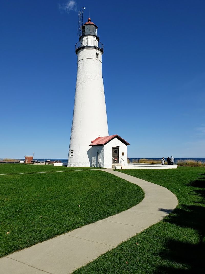 Fort Gratiot Lighthouse Stands as a Proud Local Icon Fort Gratiot Lighthouse Stands as a Proud Local Icon