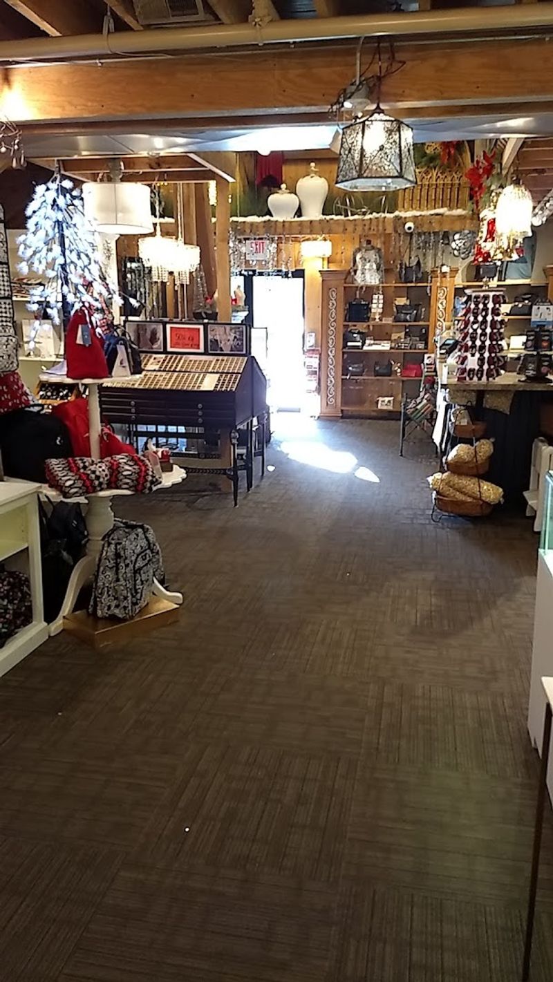 Free Coffee Samples and a Relaxed Shopping Atmosphere