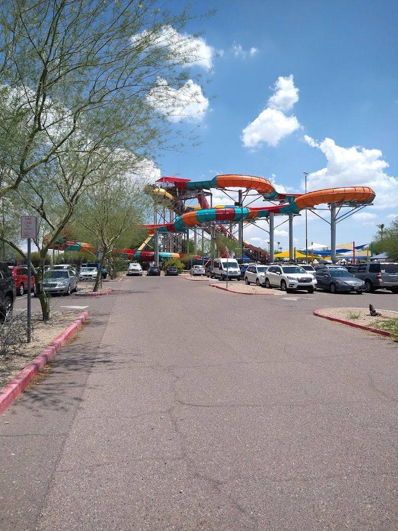 Free Parking and Easy Access From the Phoenix Area