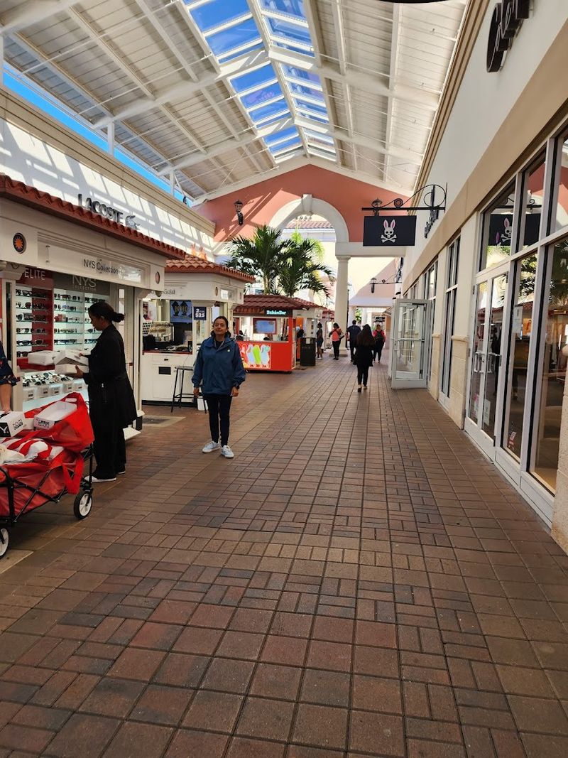 Free WiFi Makes Shopping Smarter and Easier