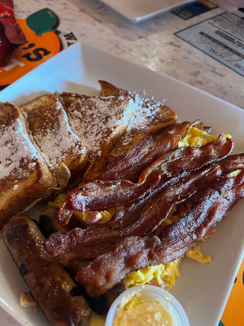 French Toast That Customers Dream About