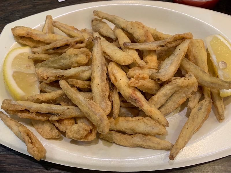 Fresh Fried Seafood Beyond Just Fish: Shrimp, Oysters, and More