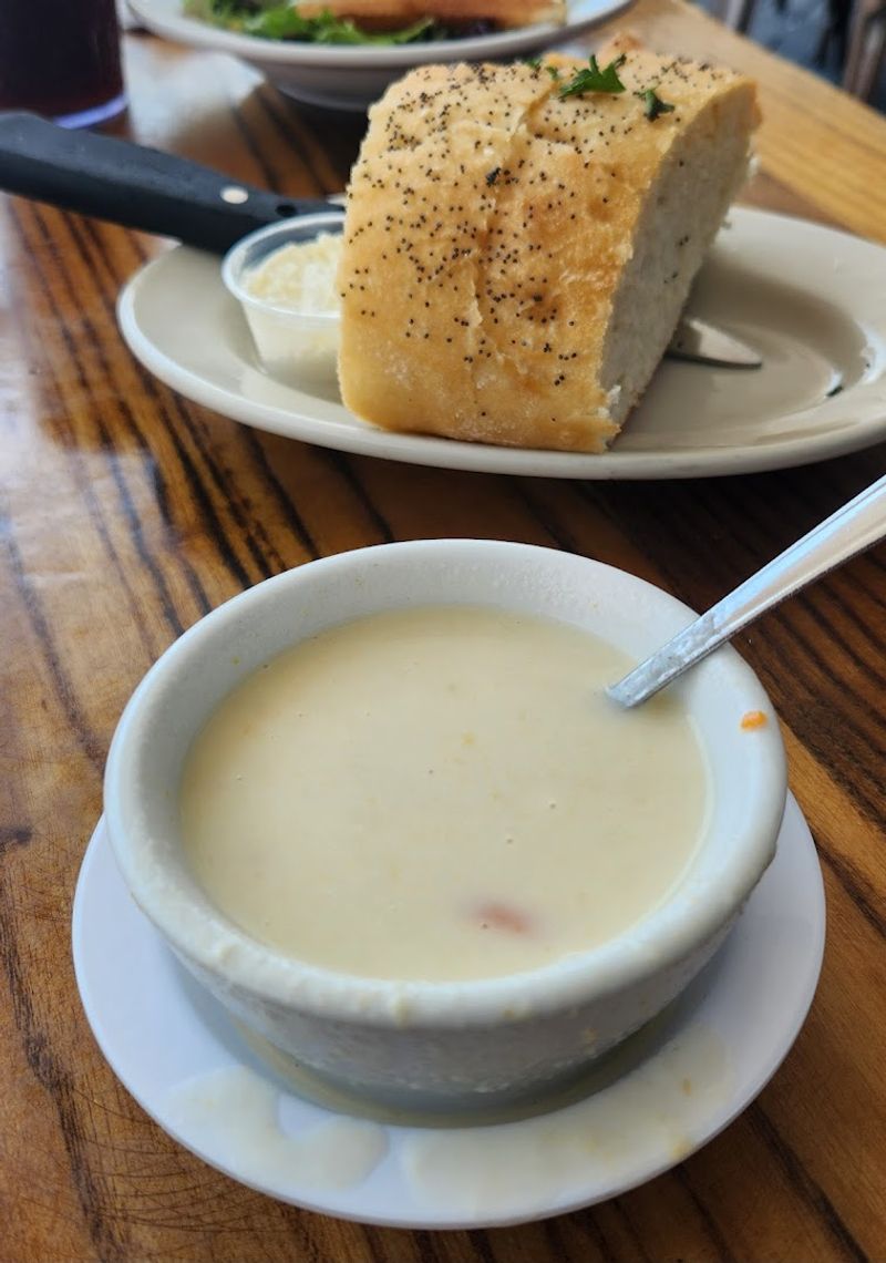 Fresh House Bread That Punches Above Its Weight Fresh House Bread That Punches Above Its Weight