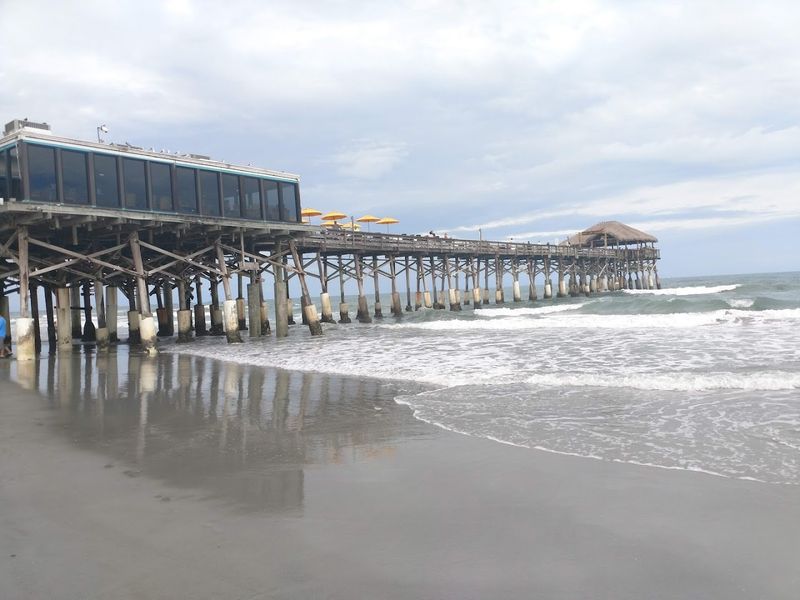 Fresh Seafood Dining With an Ocean View