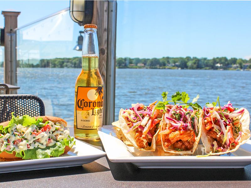 Fresh Seafood That Steals the Show