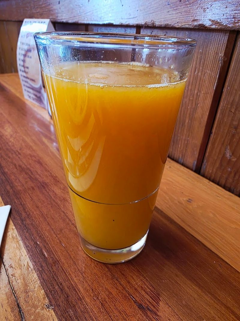 Fresh-Squeezed Orange Juice Worth Waking Up For