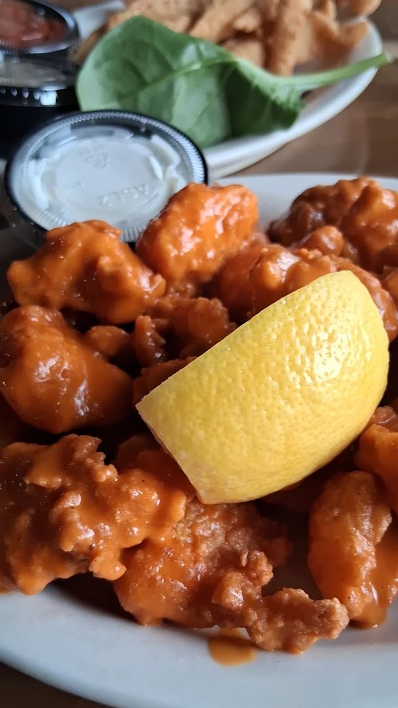 Fried Grouper That Delivers on Every Level Fried Grouper That Delivers on Every Level