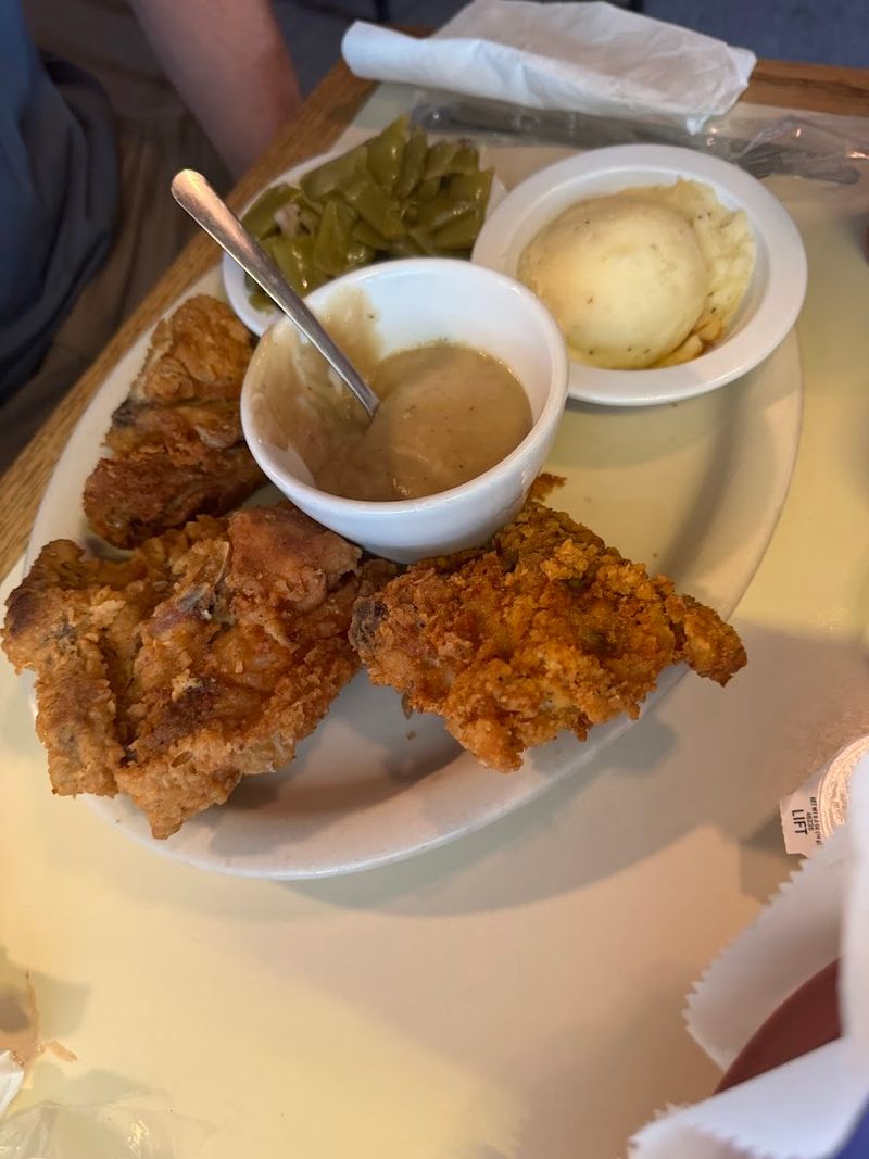 Fried Pickles That Arrive Perfectly Crispy