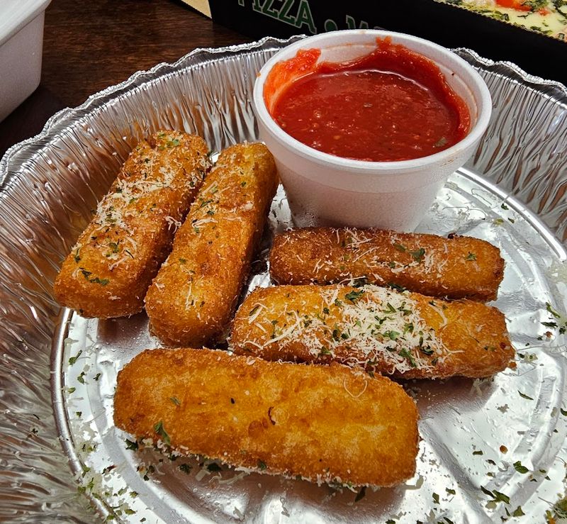 Fried Ravioli, Meatballs, and Garlic Knots Worth Ordering as a Spread