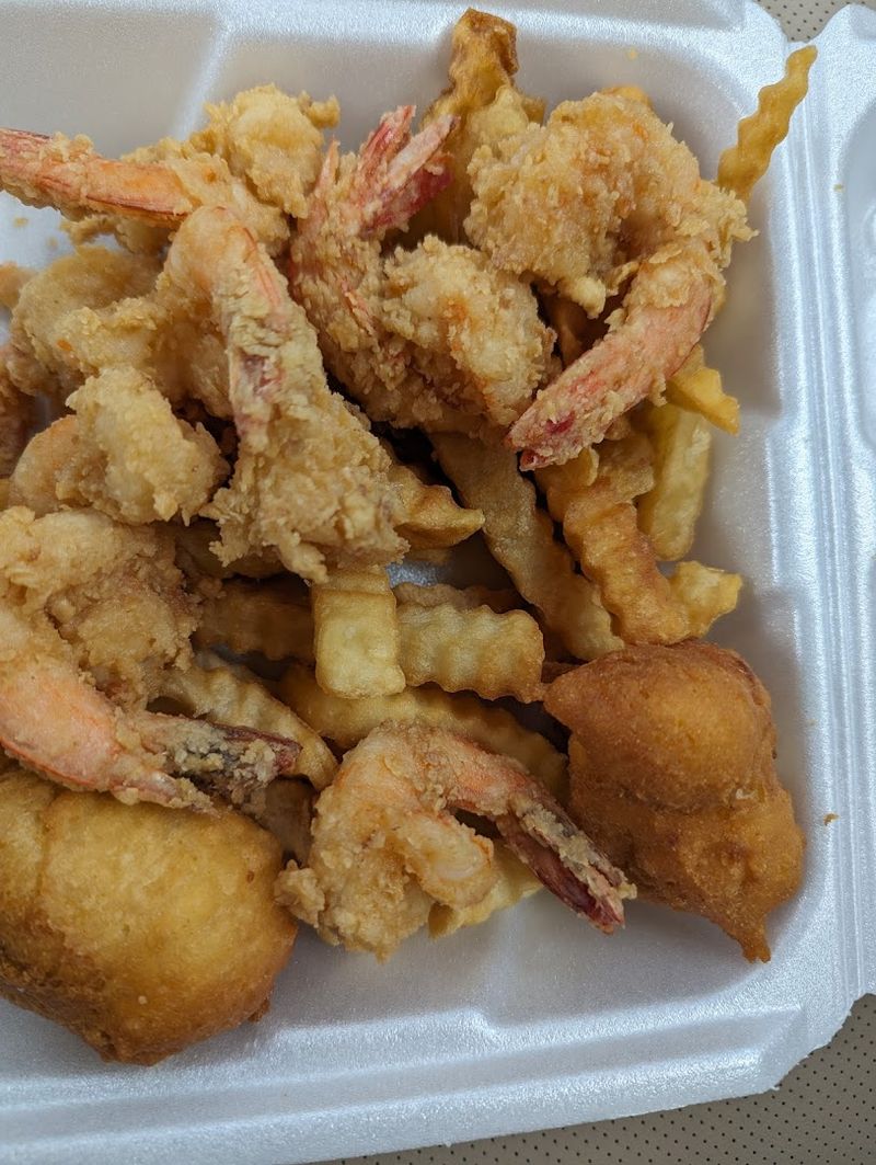 Fried Shrimp Platters That Cover All the Bases