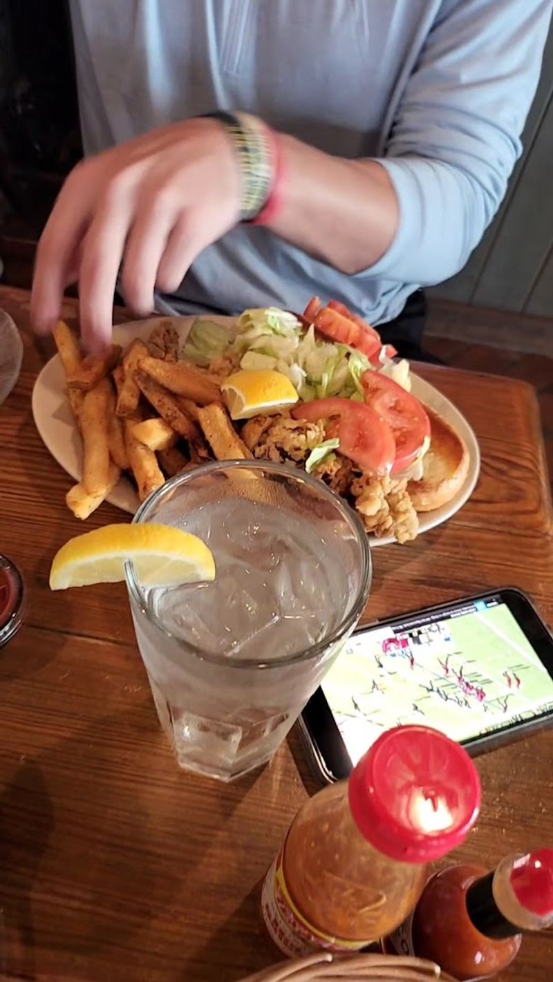 Friendly Service That Matches the Laid-Back Vibe