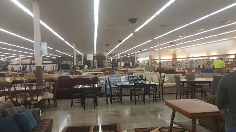 Friendly Staff That Makes Shopping a Pleasure
