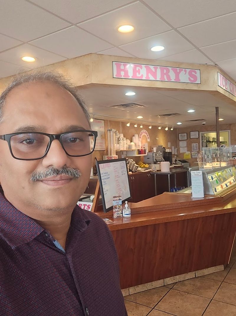 Friendly Staff and Sample-Happy Service Friendly Staff and Sample-Happy Service