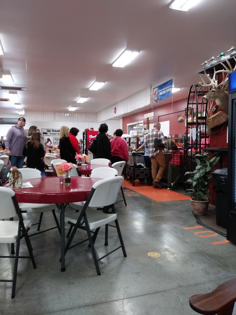 Friendly Vendors Who Make Shopping Feel Like a Conversation