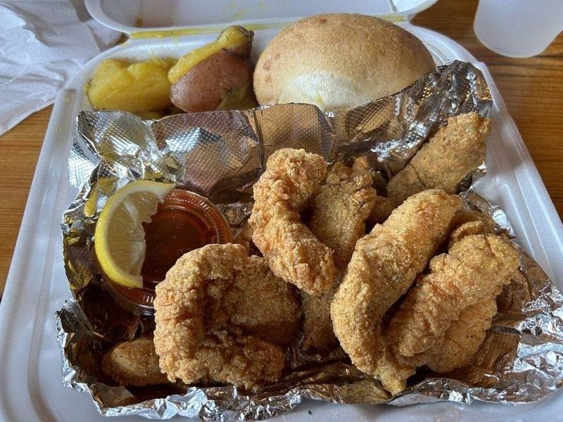 Frog Legs That Keep Families Coming Back Again and Again