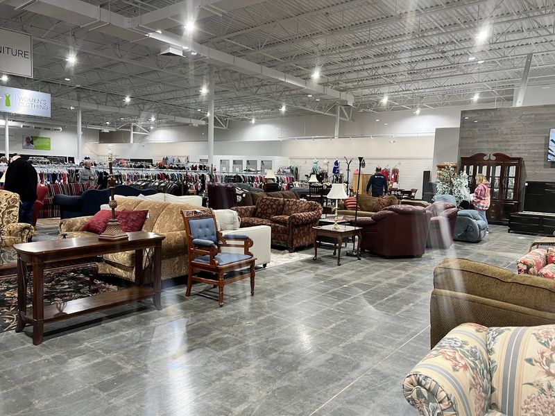 Furniture Deals That Will Make Your Jaw Drop Furniture Deals That Will Make Your Jaw Drop