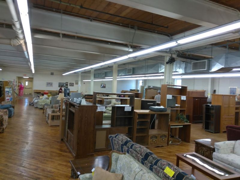 Furniture Finds That Furnish Entire Apartments