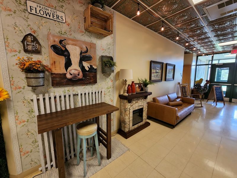 Furniture and Home Decor Deals