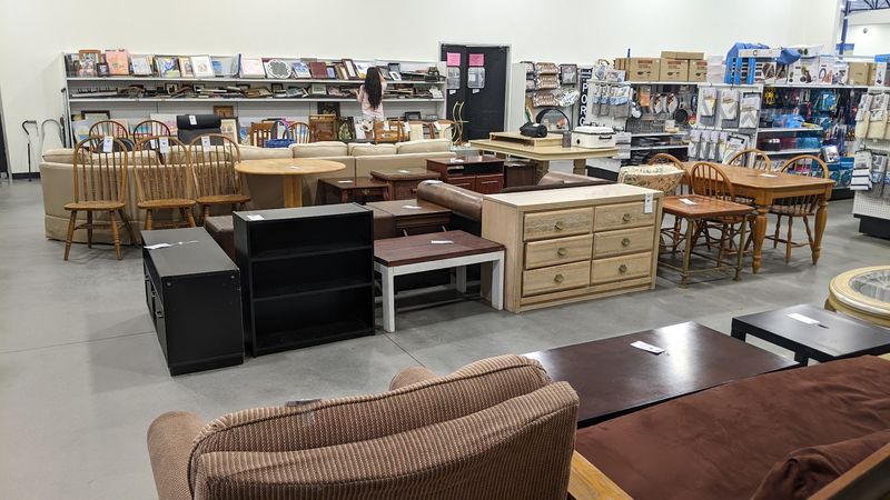 Furniture and Home Decor That Transforms Your Space
