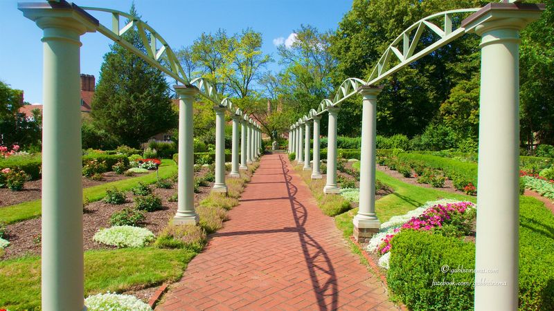 Gardens and Grounds That Invite a Peaceful Wander