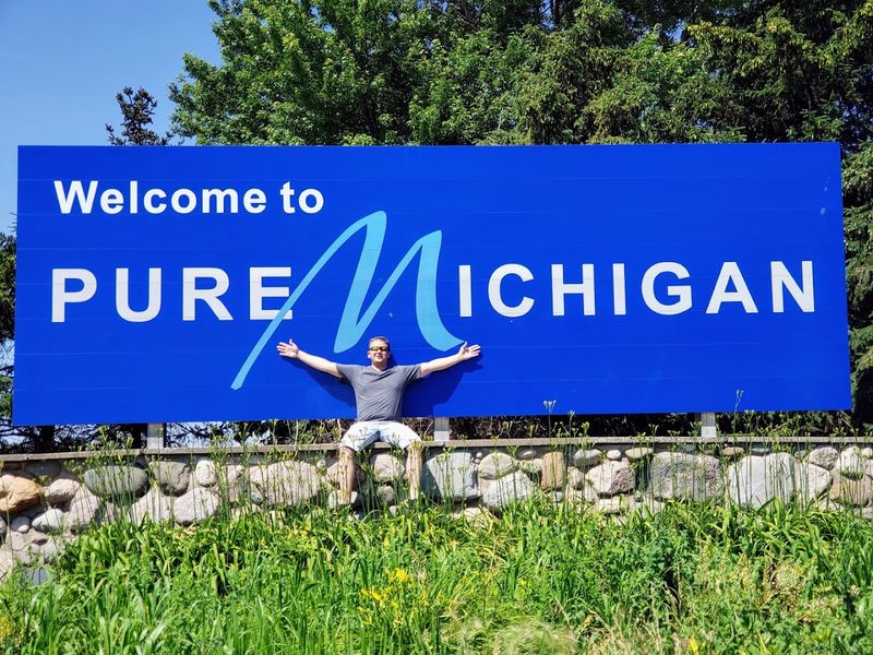 Getting That Perfect Photo at the Sign
