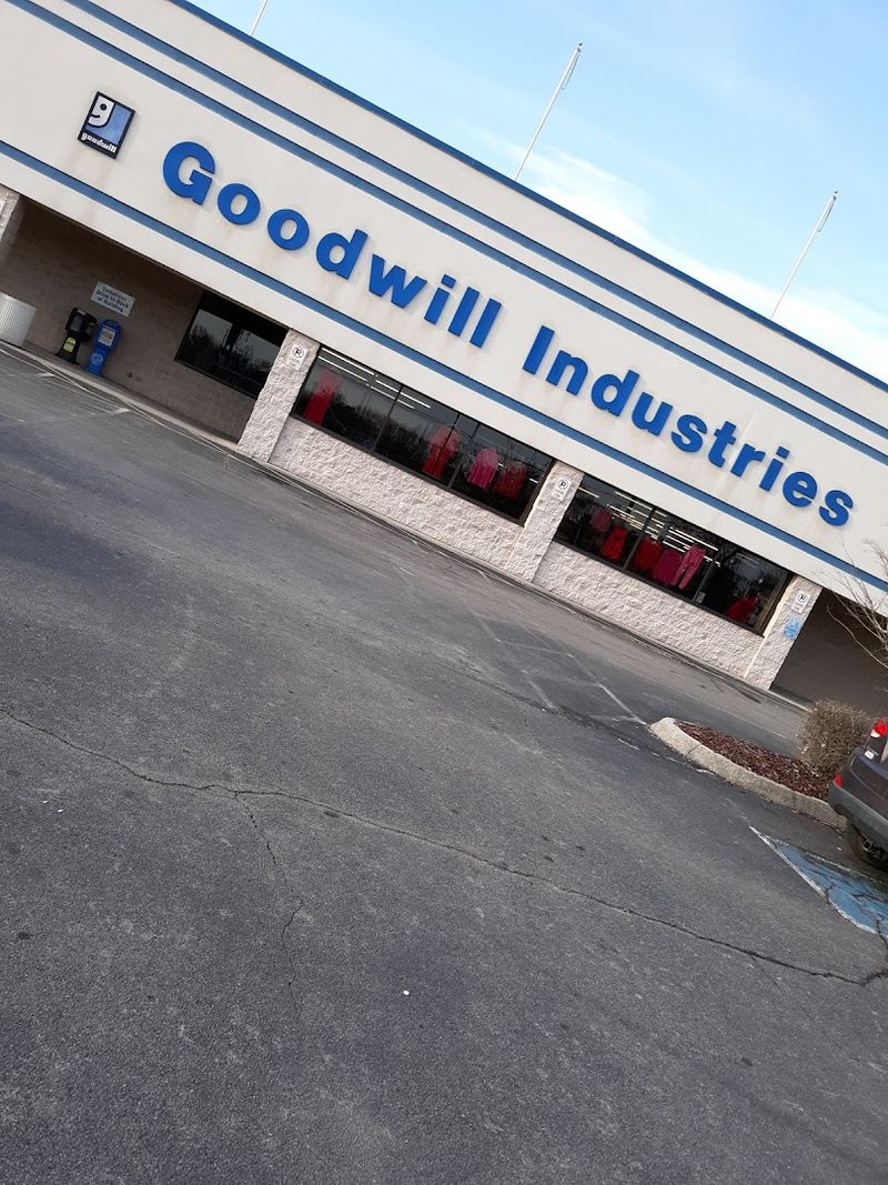 Goodwill Industries - Knoxville, Tennessee