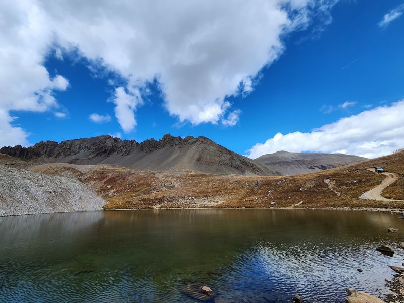 Green Lake: A Serene Emerald Escape Along the Path
