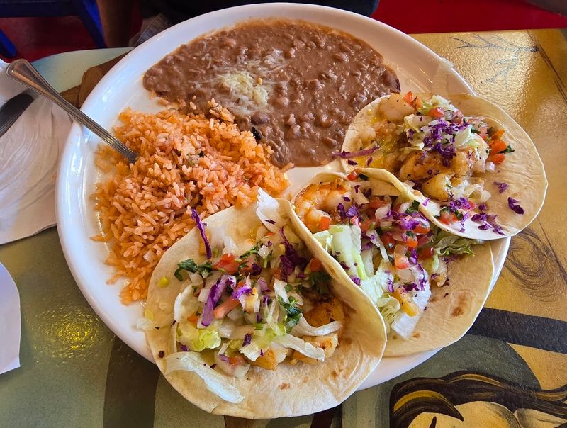 Grilled Chicken Tacos and Burritos That Deliver Plate-Sized Portions