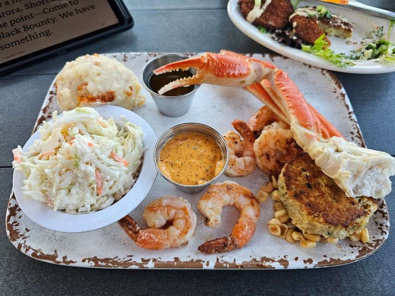 Grilled Scallops and the Captain's Plate Worth Ordering