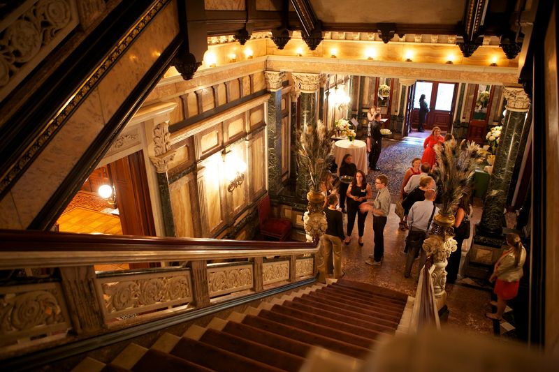 Guided Tours That Bring History to Life
