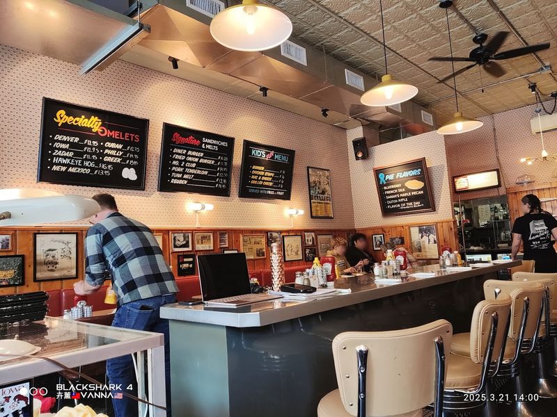 Hamburg Inn No. 2 - Iowa City, Iowa