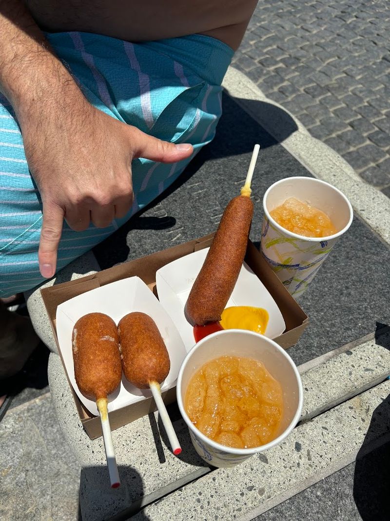 Hand-Dipped Corn Dogs That Taste Like Pure Fairground Magic Hand-Dipped Corn Dogs That Taste Like Pure Fairground Magic
