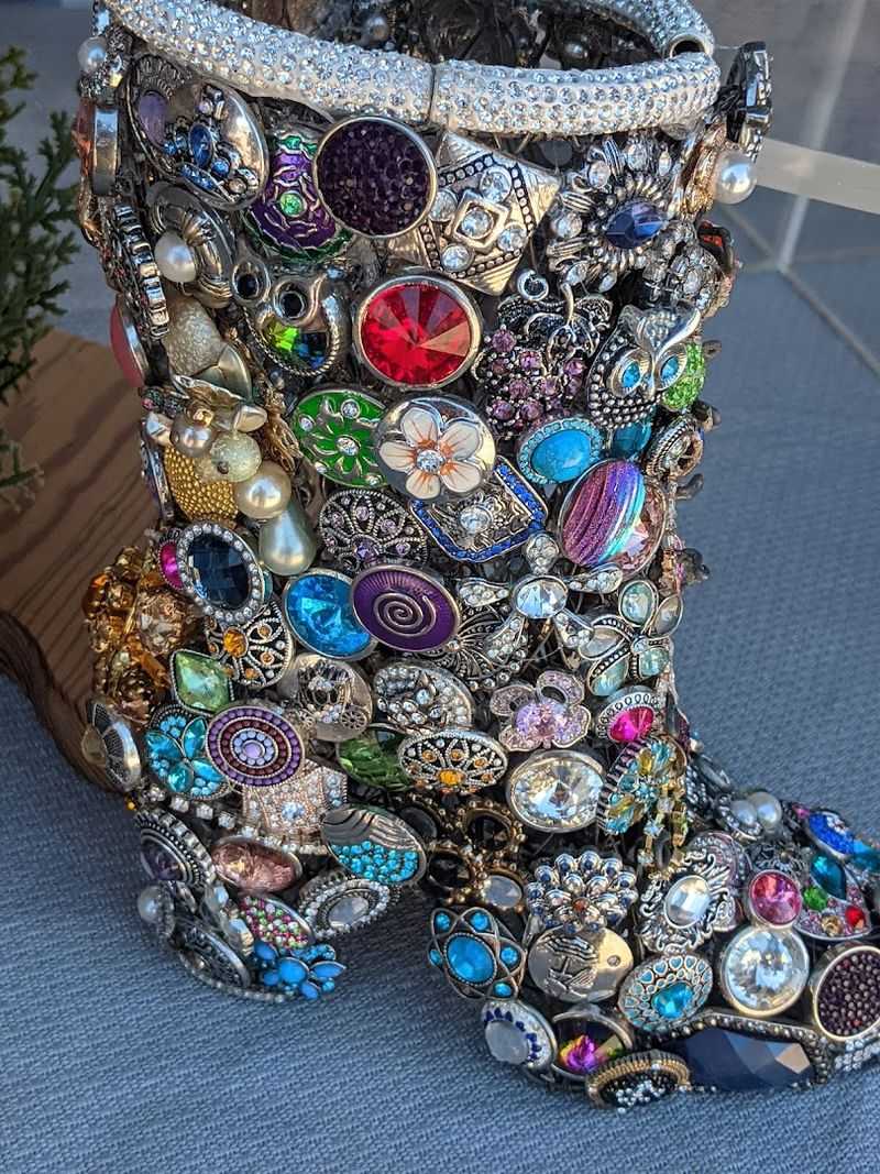 Handmade Jewelry to Complete Every Outfit