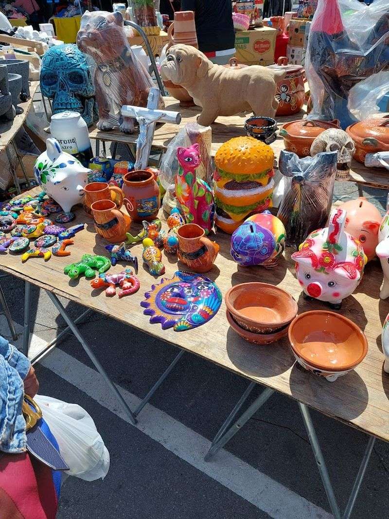 Handmade and Artisan Vendor Booths Handmade and Artisan Vendor Booths