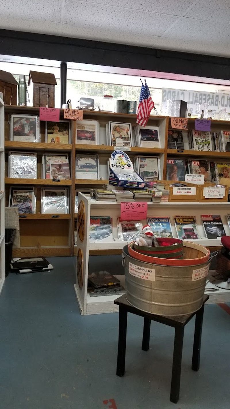 Hard-to-Find Vintage Textiles and Quilting Treasures
