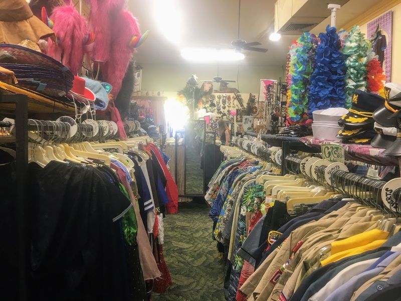 Hawaiian Shirts and Hats for Men
