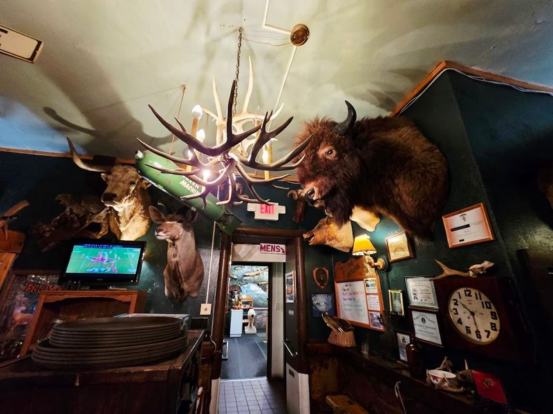 Hidden Surprises That Reward the Curious Guest