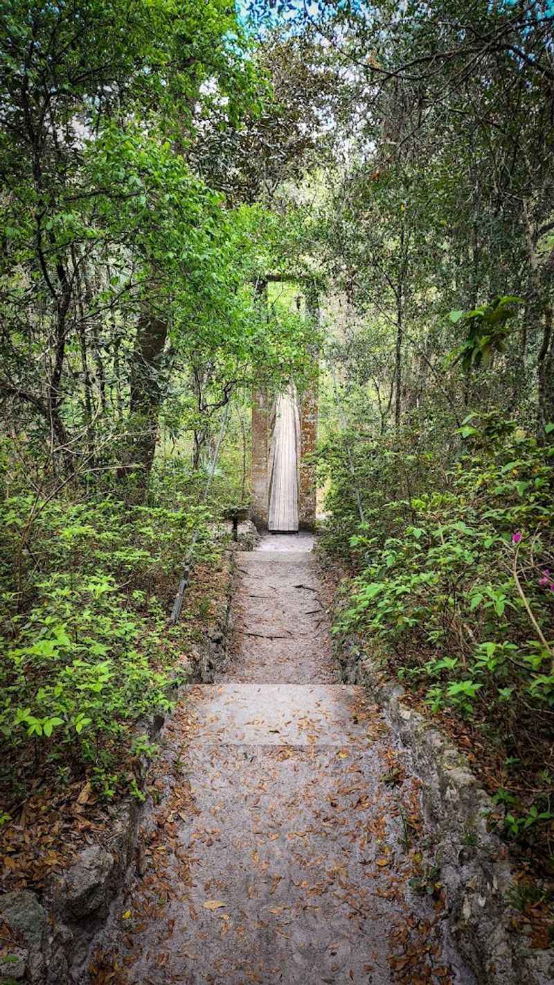 Historic Stone Staircases With Old-World Charm Built Right Into The Ravine Historic Stone Staircases With Old-World Charm Built Right Into The Ravine