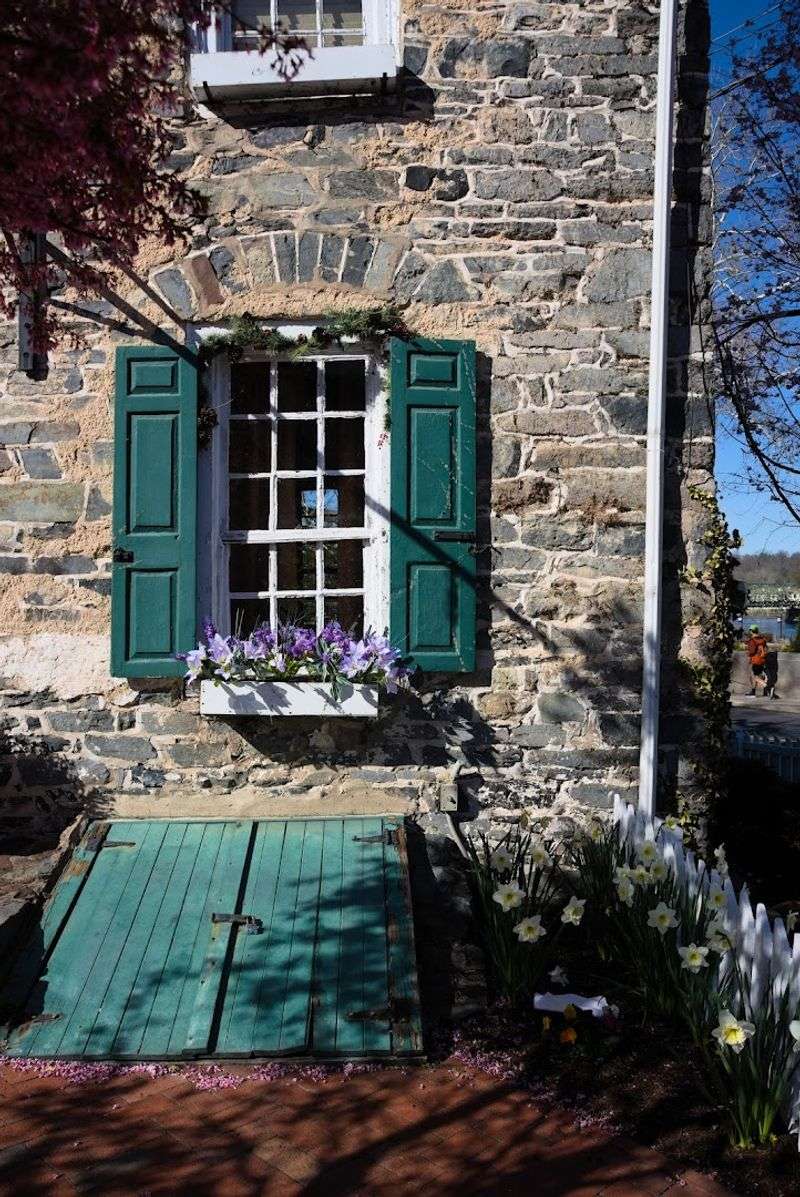 Holcombe-Jimison Farmstead and Local Heritage Sites
