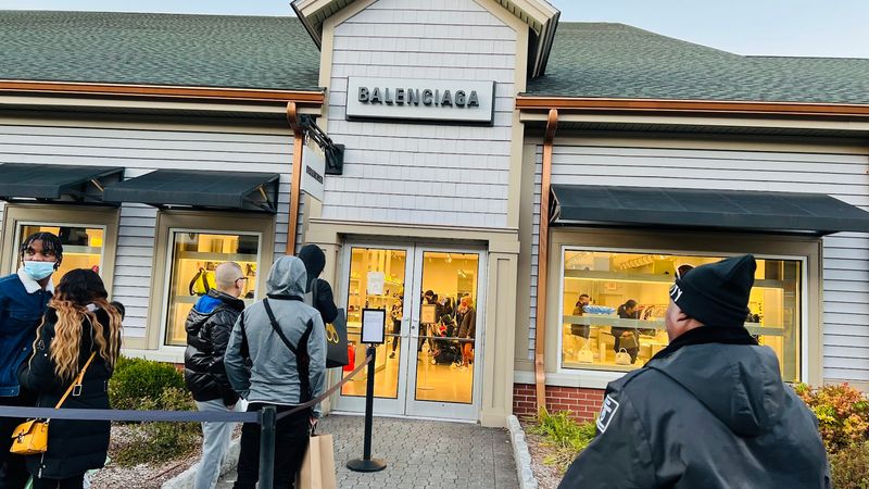 Holiday Shopping Here Feels Magical and Totally Overwhelming